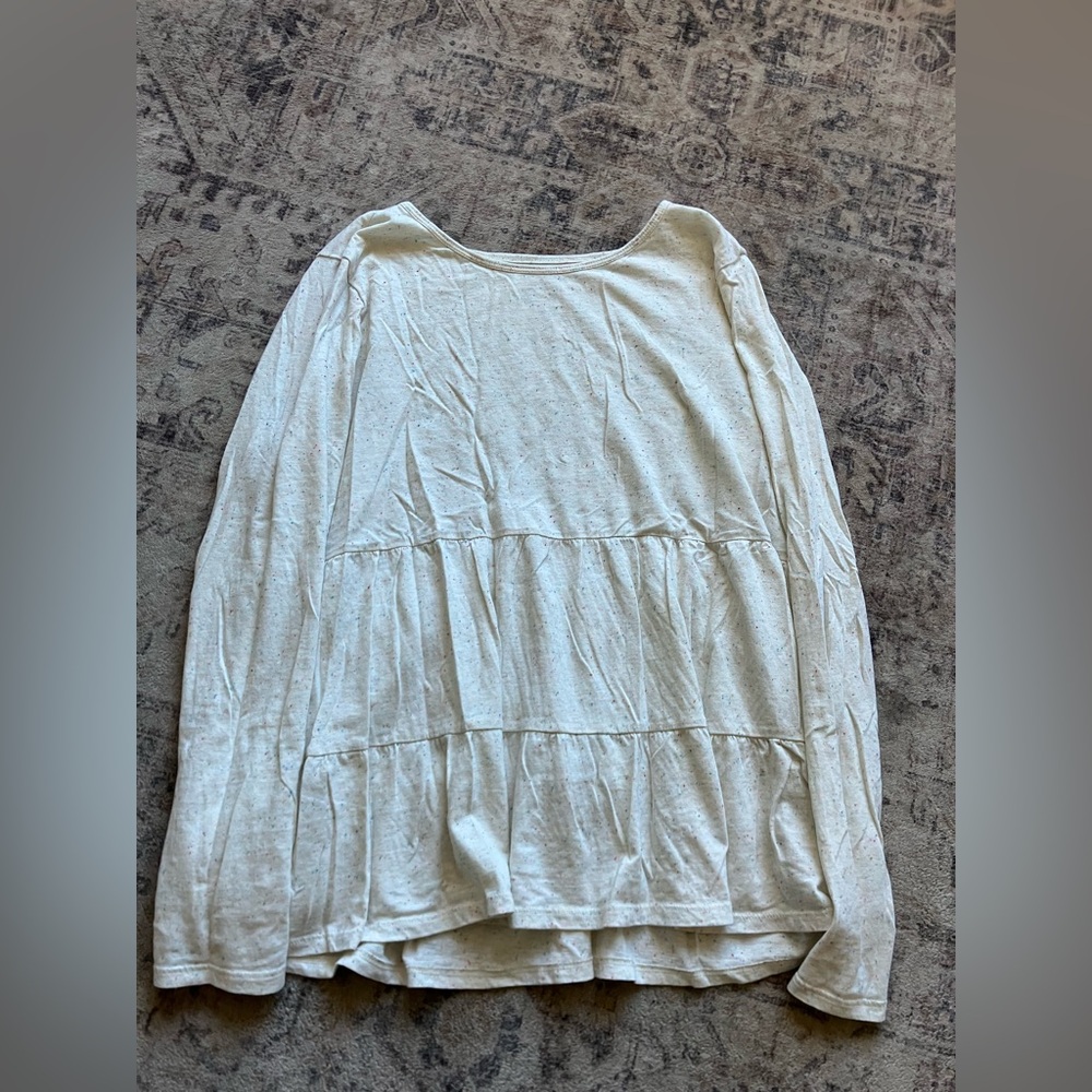 LOFT Cream Speckled Top M